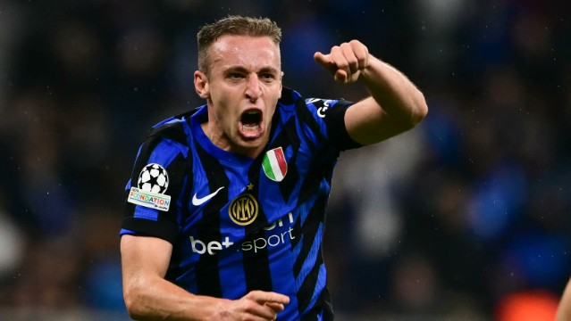 Manchester United Incar Gelandang Inter Milan, Davide Frattesi Jadi Target Utama