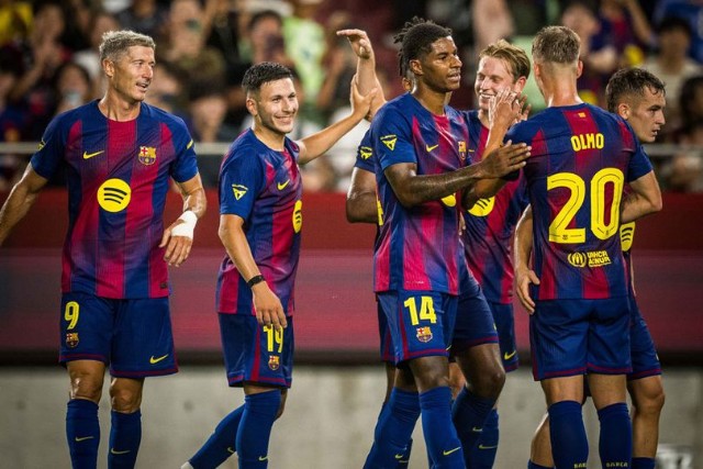 Debut Unik Rashford di Barcelona: Pemain Pengganti, Lalu Ditarik Lagi oleh Hansi Flick