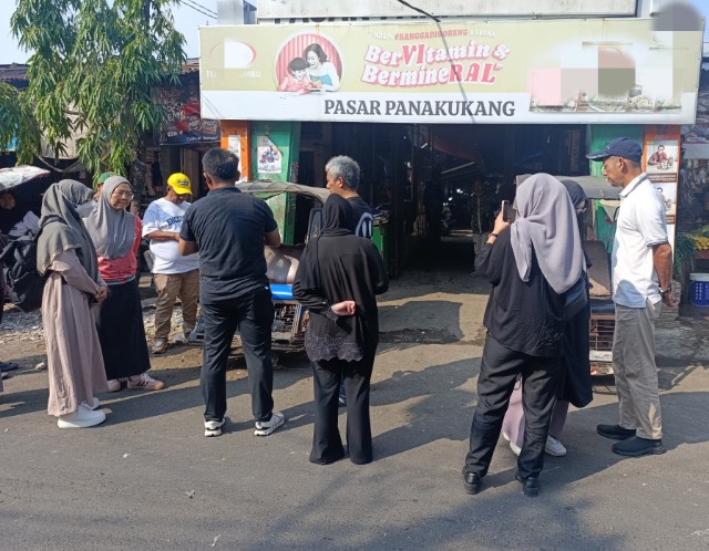 Melinda Aksa Tekankan Pentingnya Peran Pedagang dalam Pengelolaan Sampah Pasar