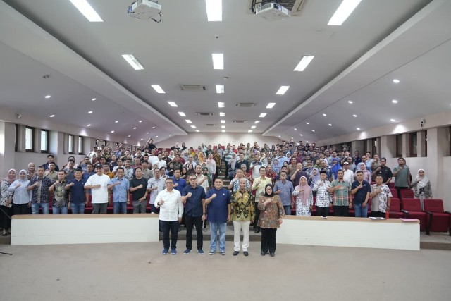 Wali Kota Makassar Buka Bimtek Lurah: “Saya Tidak Mau Ada yang Fals”