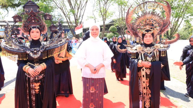 PKK Bulukumba Tampilkan Budaya Kajang di Jambore PKK Sulsel