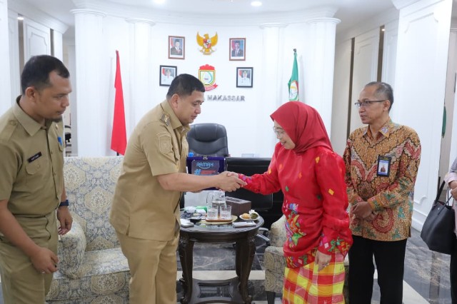 Kemendikdasmen Puji Terobosan Munafri Soal Insentif Guru di Pulau