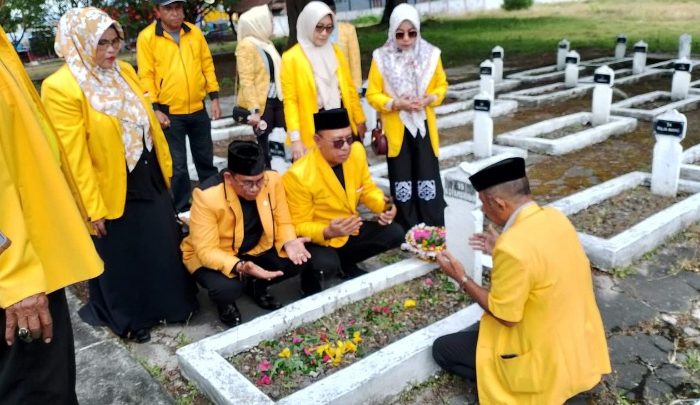 Nirwan Arifuddin Pimpin Ziarah ke Makam Pahlawan Partai Golkar Bulukumba