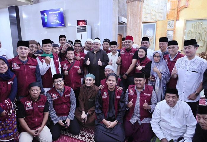Lewat Sholat Subuh, Wali Kota Makassar Rajut Sinergi dengan Masyarakat